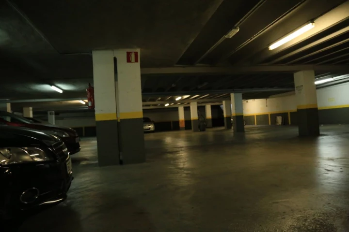 Parking Hortalegre, aeropuerto de Manises
