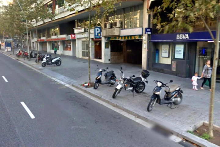 Aparcar fácil en Parking Clinic Barcelona - NN Urgell 2