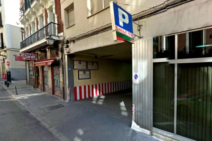 aparcar plaza españa barato