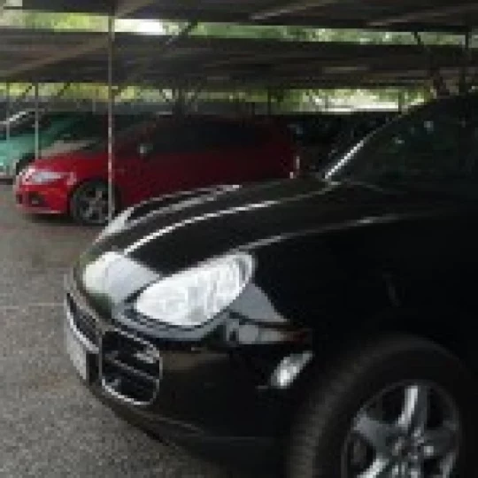 parking lomcar cubierto