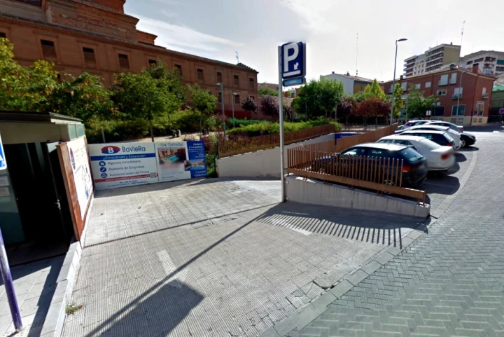 Plaza de parking en el centro de Guadalajara. Parking cubierto sin dejar llaves