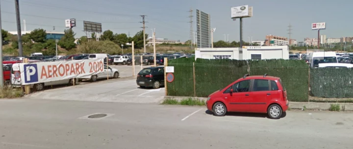 Parking low cost El Prat