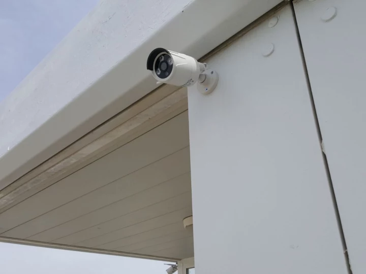 Reserva tu plaza para larga estancia en el Altet de alicante con seguridad y vigilancia