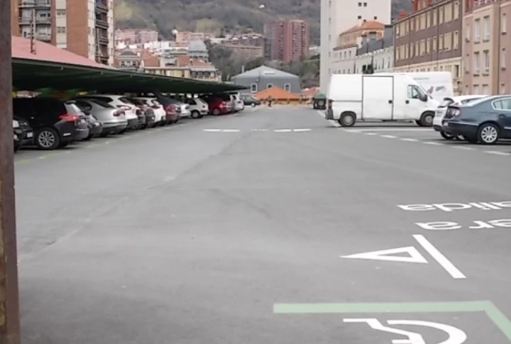 Parking Abando Bilbao junto a la estación