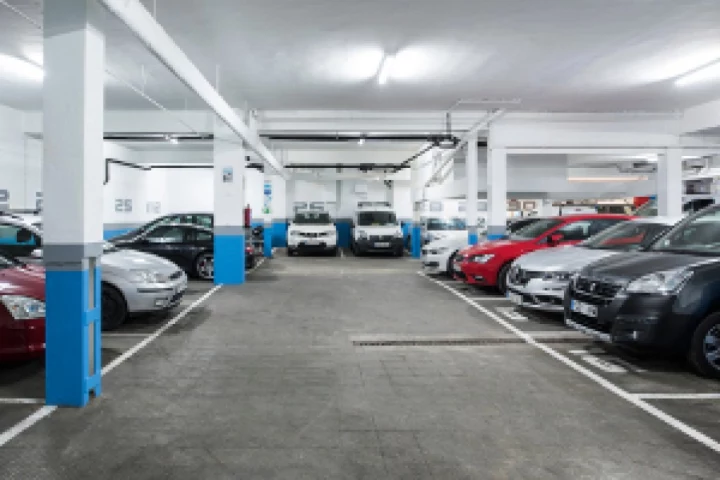 Parking cerca de las ventas