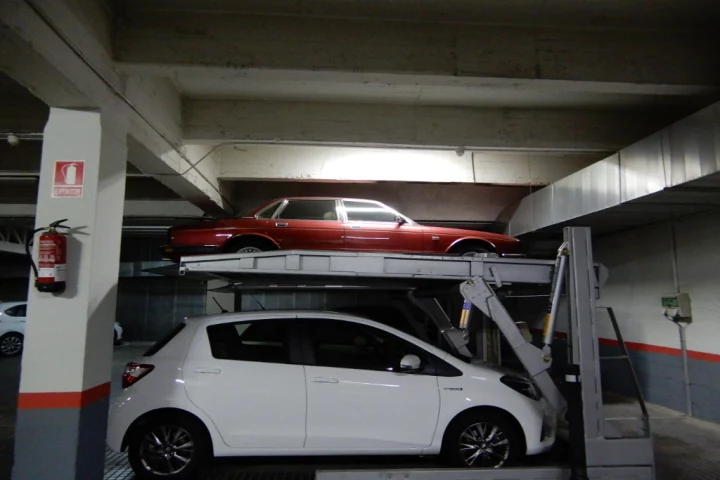Parking punto de carga Madrid