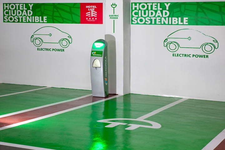 Aparcar en Castellón - Cargador coche eléctrico