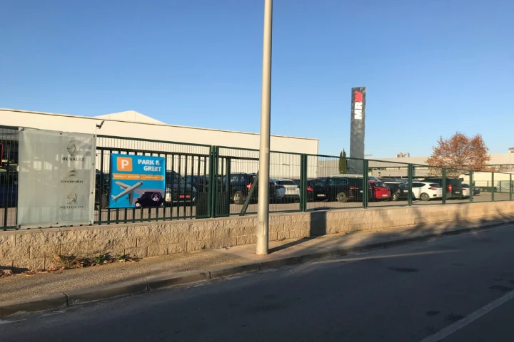 Servicio de recogida y entrega de tu coche en la terminal