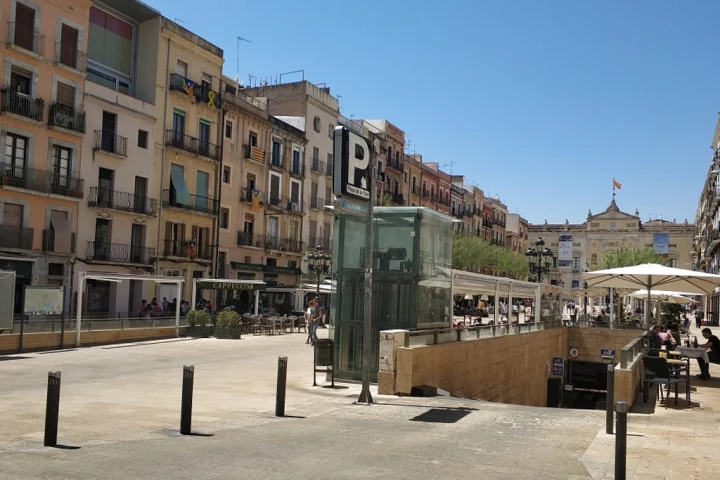 Aparcar en Tarragona - Plaça de la Font
