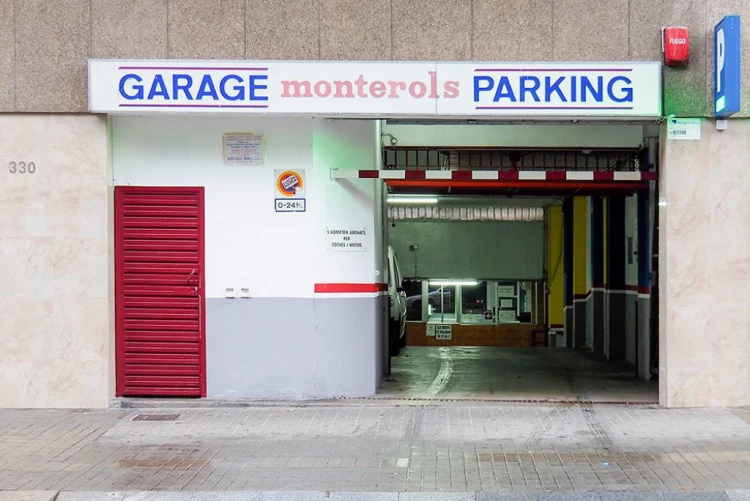 Parking La Sagrera en C/ Industria 330 - Monterols