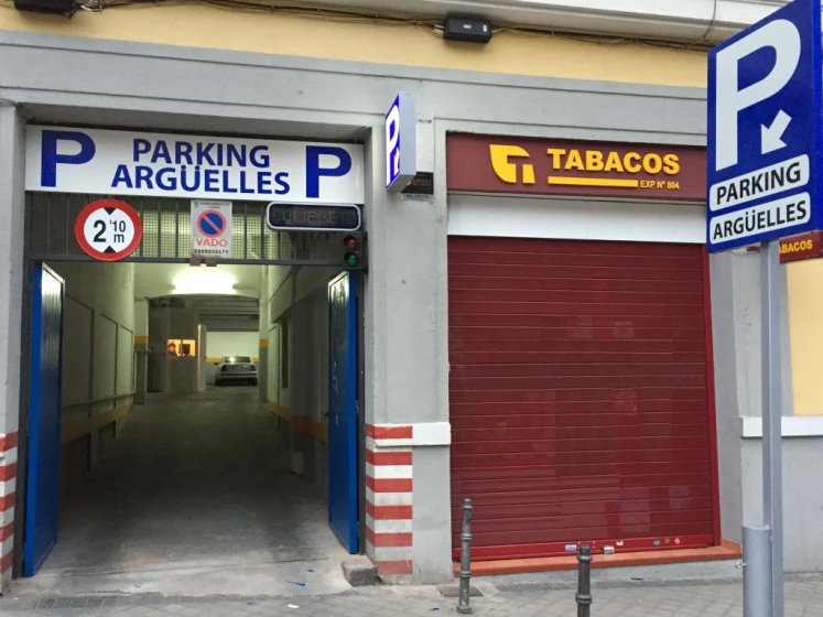 Parking Argüelles 