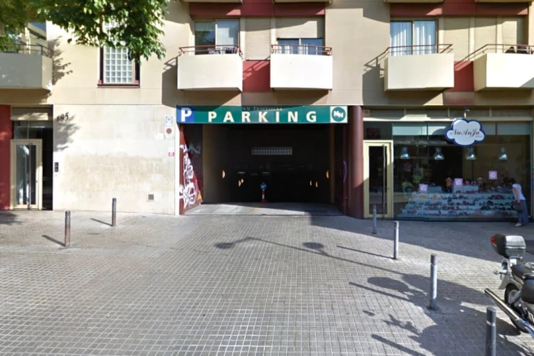 Parking Travessera de Gracia NN 