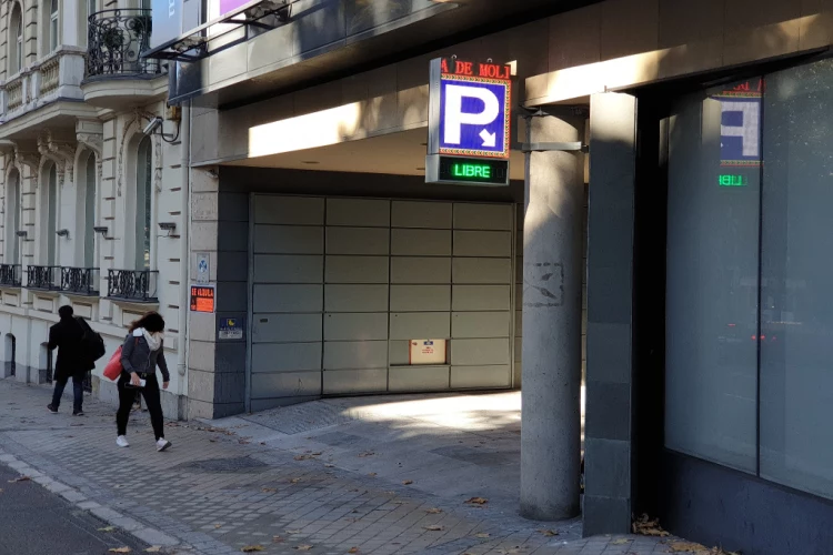 Parking María de Molina - Velázquez