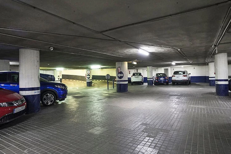 Parking Princesa 25