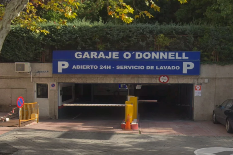 Parking Calle Padre Damián - Parking Bernabéu